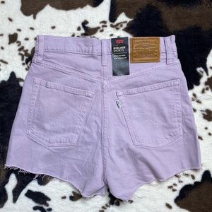 Premium Levi’s Ribcage Shorts Lavender